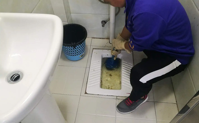 淮上疏通蹲坑